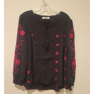 Outfitters Women's Peasant Blouse Top Black Red Floral Embroidery Sz SMAll Boho